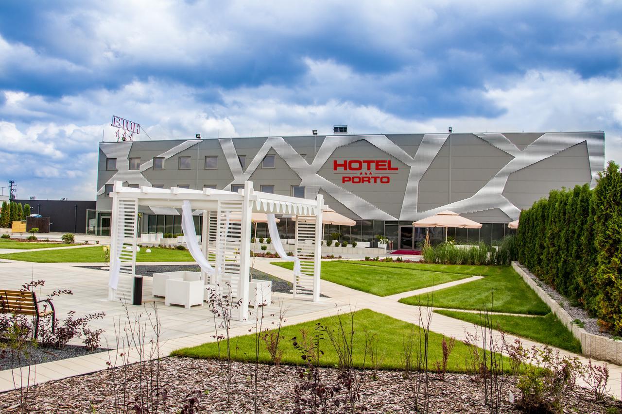 Hotel Porto ラドムスコ エクステリア 写真